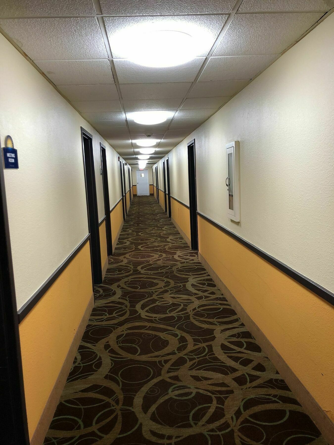 Days Inn By Wyndham Sharonville Exterior foto