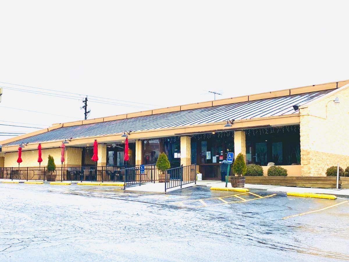 Days Inn By Wyndham Sharonville Exterior foto